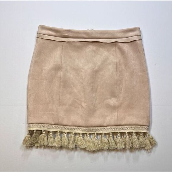 Showpo Dream Life Faux Suede Tassel Mini Skirt Beige Size AUS 12 USA Size 8 - Picture 1 of 8